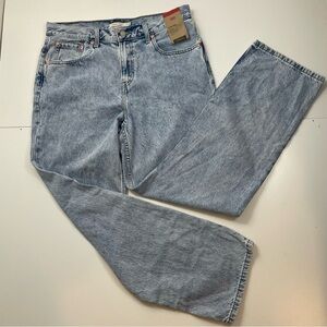 NEW Levi's Women Size 31 Low Pro Clasic Straight Leg Jeans Mid Rise Light Wash